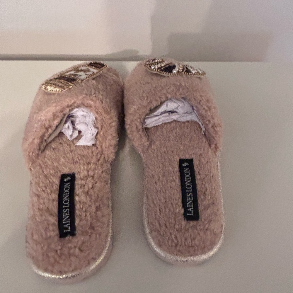 Brown Slippers with Embellishments - Picture 4 of 8